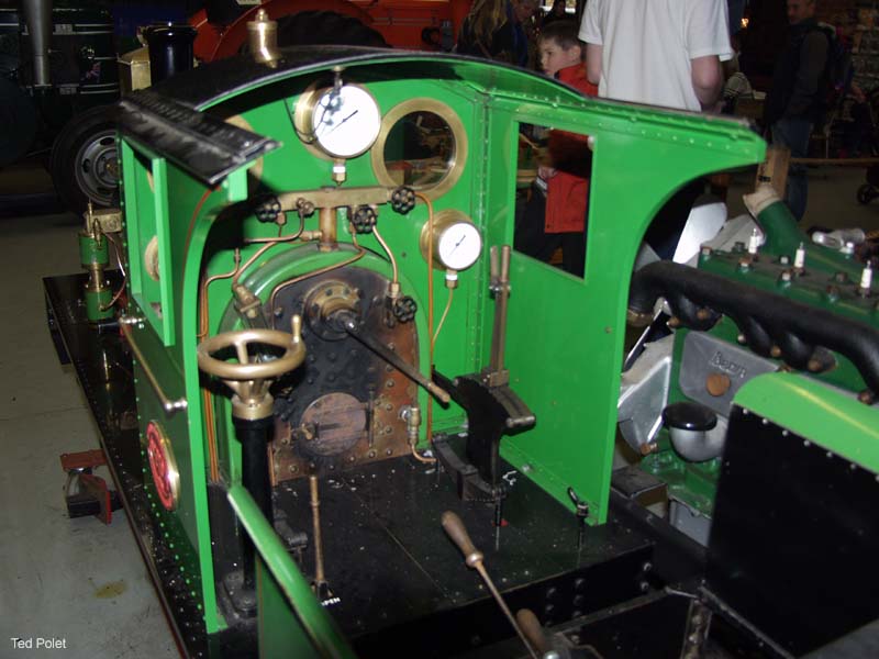 PB015949
